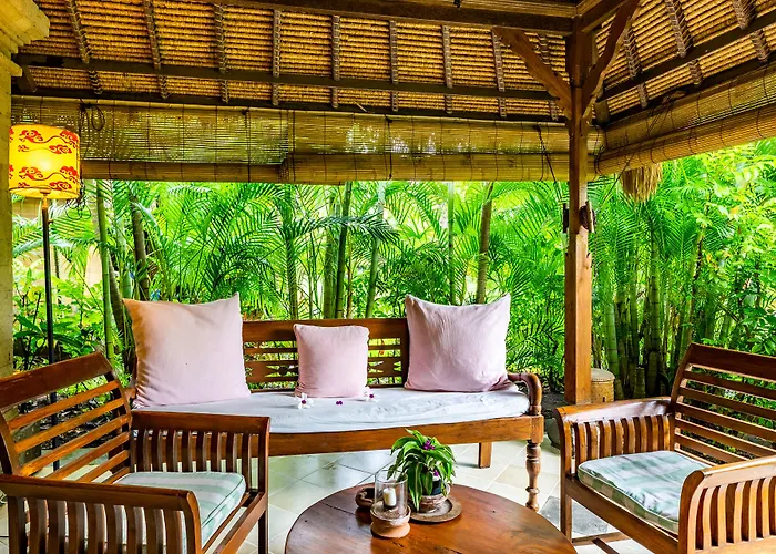 Taman Selini Wahana ホリデーパーク