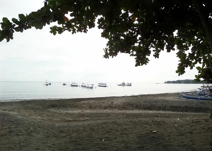 Taman Selini Wahana ホリデーパーク ペムテラン