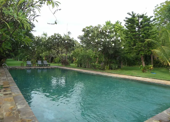 Taman Selini Wahana ホリデーパーク