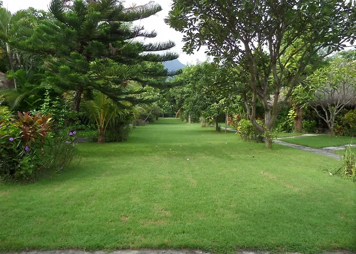 Taman Selini Wahana ホリデーパーク 3*